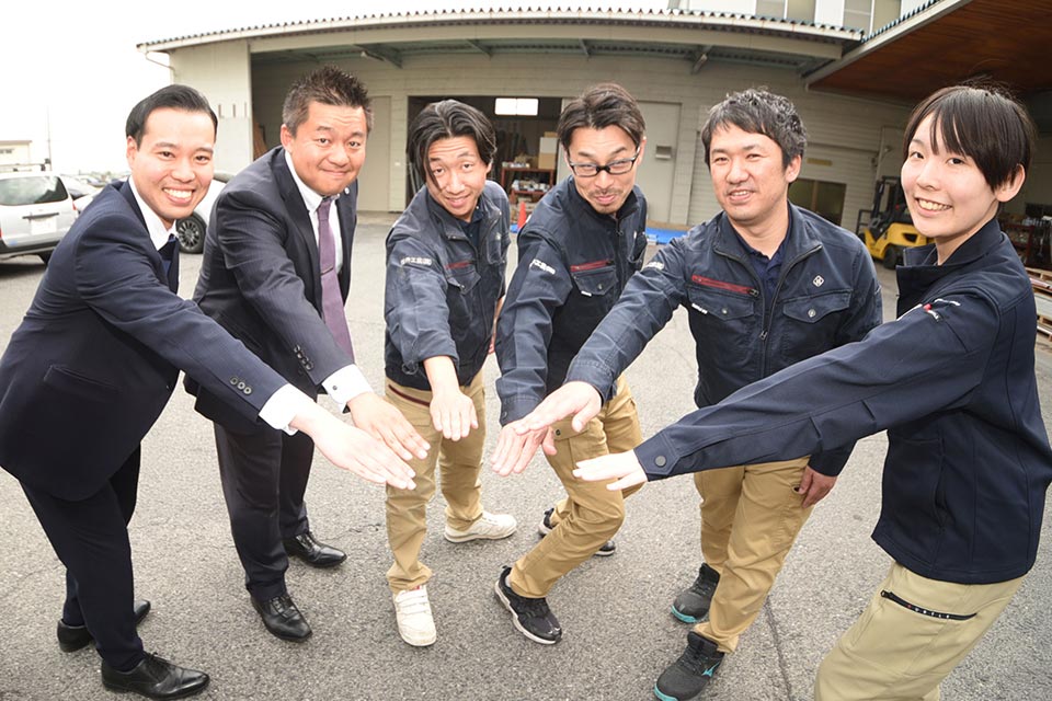 スタッフ